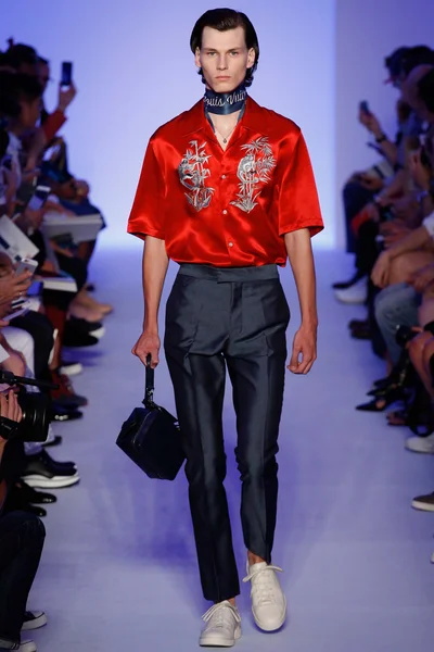 Look 2